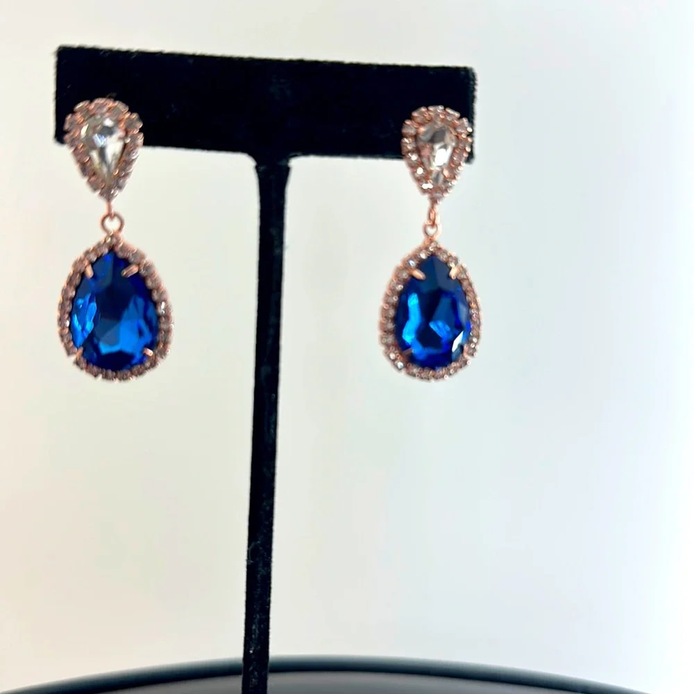 Women’s Sapphire blue and clear stone pageant pierced earrings - Picture 1 of 3